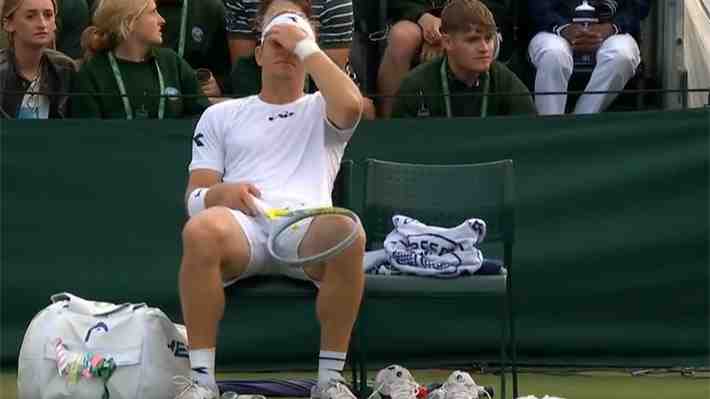 Tenista 37 del mundo pierde partido tras recibir un punto de penalidad con match point en contra... Mira el insólito momento en Wimbledon