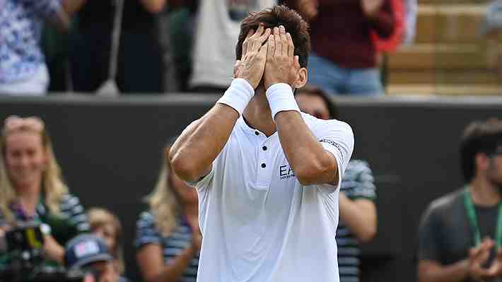 Impresionante Garin: Remonta con épica, salva dos match points y gana a De Miñaur para en Wimbledon alcanzar sus primeros cuartos de un Grand Slam