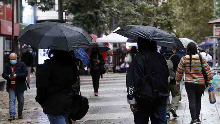 Balance precipitaciones en RM: Julio presenta mayor acumulación de lluvias en comparación a mismo mes de 2021
