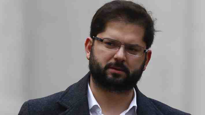 Presidente Boric justifica cambio de postura frente a Llaitul: "Es bueno que un Gobierno sea capaz de revisar sus decisiones"