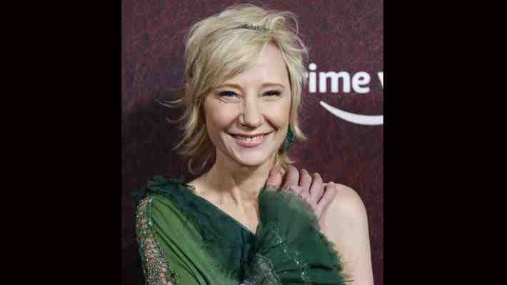 A una semana de sufrir grave accidente automovilístico: Anne Heche murió tras ser desconectada de soporte vital