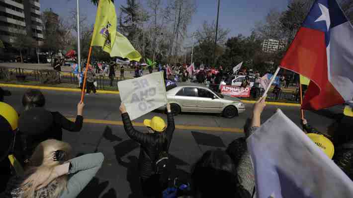 A tres semanas del Plebiscito, comandos del Apruebo y Rechazo intensifican campaña de cara al 4S