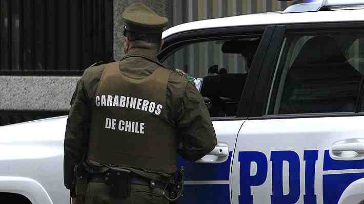Banda armada asalta un furgón escolar en Puente Alto y roba mochila a menor de 10 años