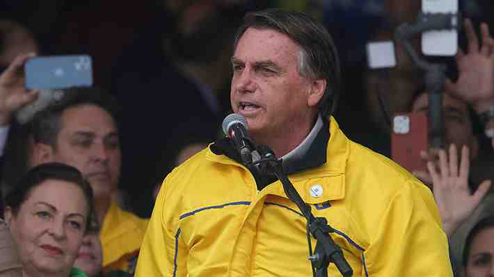 Bolsonaro lamenta ataque contra Cristina Fernández: "Menos mal que el agresor no sabía manejar un arma"