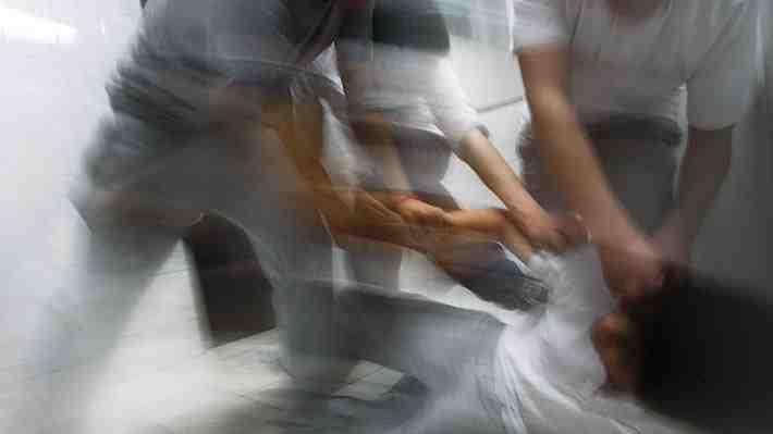 Nuevo caso de violencia escolar: Joven fue hospitalizado tras sufrir fuerte golpiza en colegio de Puerto Montt