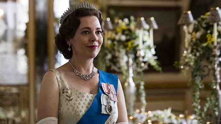 "The Crown" detiene temporalmente el rodaje de su sexta temporada "por respeto" tras la muerte de Isabel II
