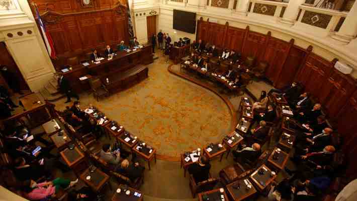 Oficialismo y Chile Vamos avanzan en acuerdo: Órgano elegido, con comité de expertos y voto obligatorio en Plebiscito