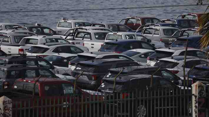 Automotoras proponen que autos eléctricos y vehículos usados que se importan usen otro color en patentes