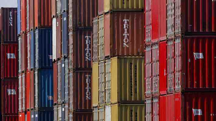 Gremios y economistas dicen que TPP-11 es "fundamental" para Chile y urgen ratificarlo: "Necesitamos esa inversión"