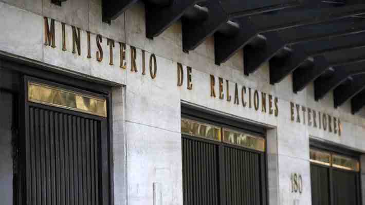 "Impropio",  "episodio negativo": Seis ex cancilleres evalúan el impasse diplomático con Israel y sus posibles consecuencias