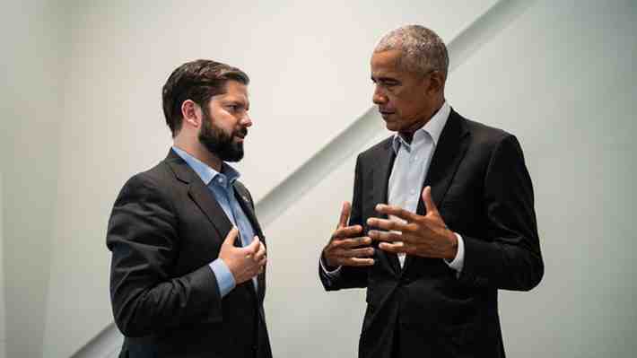 Presidente Boric sostiene encuentro con Obama: "Compartimos la importancia de fortalecer la democracia y sus instituciones"