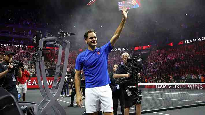 Federer puso fin a su legendaria carrera y estalló en llanto: Revisa las emotivas imágenes de su último partido