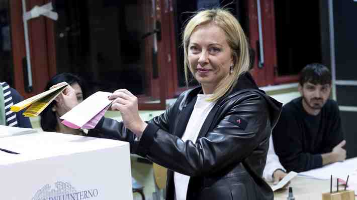 Elecciones en Italia: Primeros sondeos dan triunfo a partido de extrema derecha liderado por Giorgia Meloni