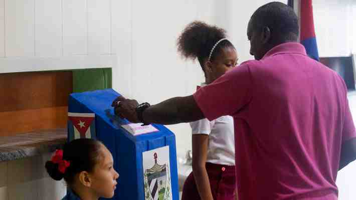 Cuba aprueba en referéndum la legalización del matrimonio igualitario y los vientres subrogados