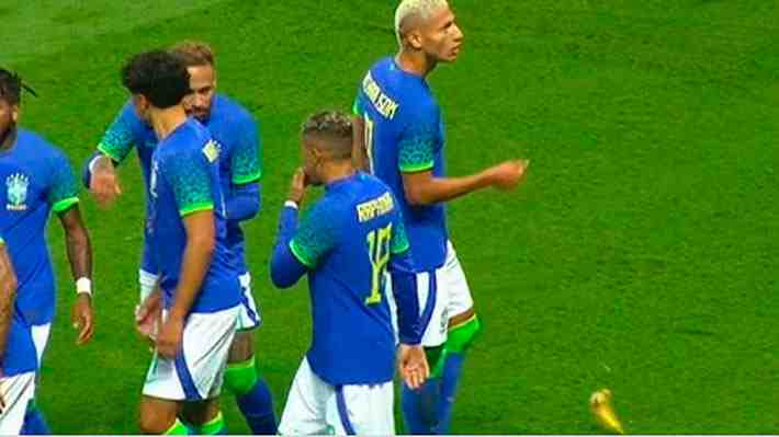 "Vergüenza", "indignante": El acto racista que afectó a la selección brasileña y que repudia todo el mundo