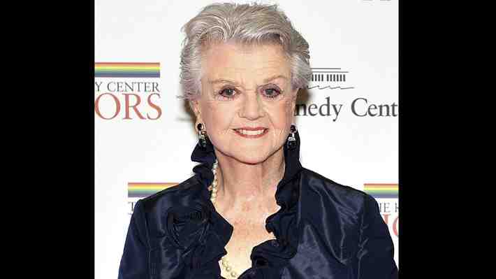 A los 96 años, muere Angela Lansbury, protagonista de "La reportera del crimen"