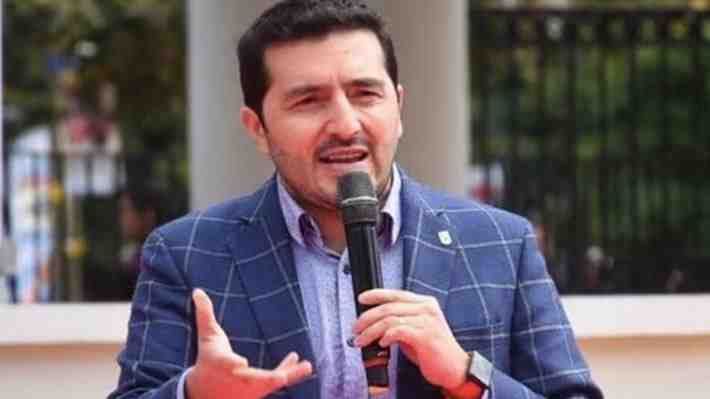 Tras renuncias: DC pone énfasis "en proyectos colectivos" y senador Flores dice que "una parte del alma" se les va