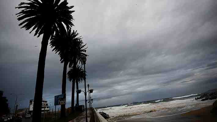 Meteorología emite aviso de viento "normal a moderado" para el litoral de seis regiones de la zona centro del país