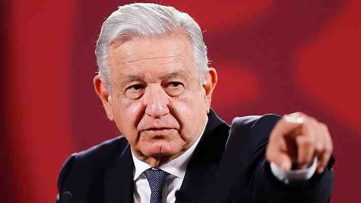 AMLO pide a Elon Musk que garantice la calidad de Twitter antes de cobrar: "Estoy esperando si van a liberar al pajarito"