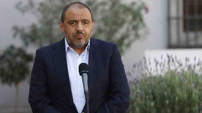 Desde el Presidente a parlamentarios opositores: La presión al ministro Ávila por la crisis de la deserción escolar