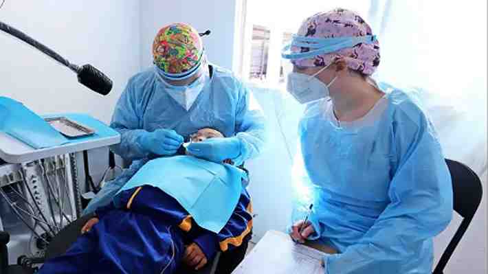 El 94% de los odontólogos cree que los chilenos tienen malos hábitos de salud bucal