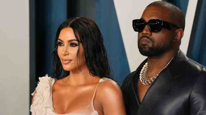 Ex empleados acusan que Kanye West les mostraba con frecuencia fotos íntimas y videos sexuales de Kim Kardashian