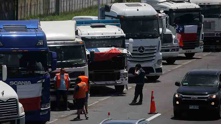 Tras días de movilización: Camioneros de Valparaíso anuncian que se levanta el paro en la zona