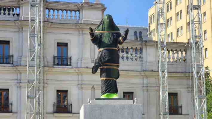 Con Piñera y Lagos de invitados: Boric inaugurará monumento a Aylwin en La Moneda en medio de ceremonia "republicana"
