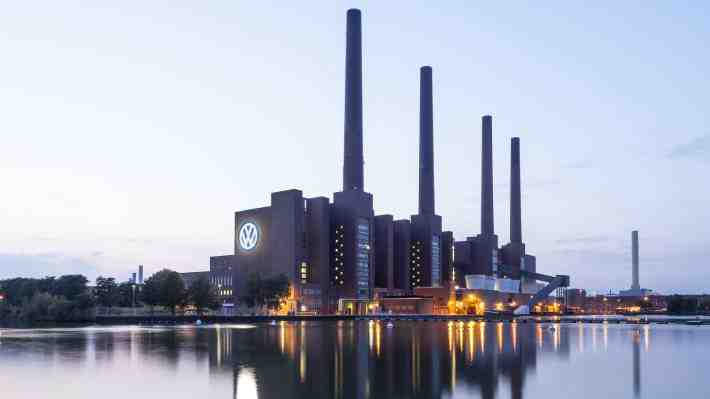 Volkswagen modernizará su icónica planta de Wolfsburg para producir autos eléctricos