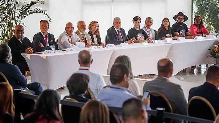 Colombia y guerrilla del ELN cierran primera ronda de negociación con la liberación de rehenes, pero sin alto al fuego