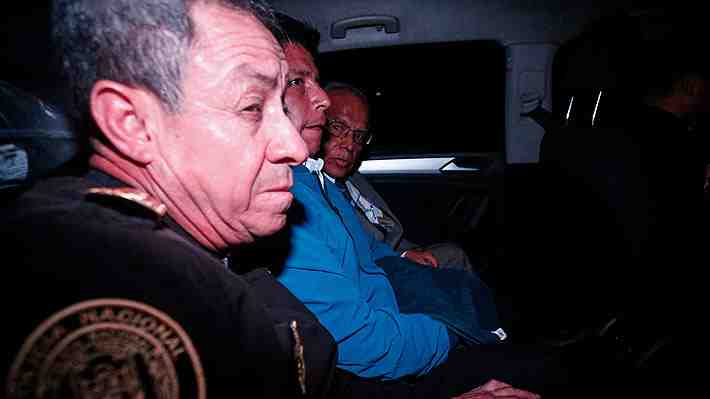 Abogados de Pedro Castillo dejan de representarlo sin explicar las razones de su decisión