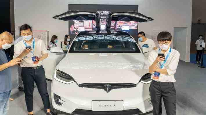 Tesla destina al jefe de China y parte de su equipo a EE.UU. para mejorar la producción