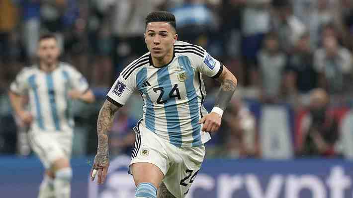 Sería el argentino más caro de la historia: Los grandes que se pelean a joven crack trasandino y las exorbitantes ofertas que se manejan