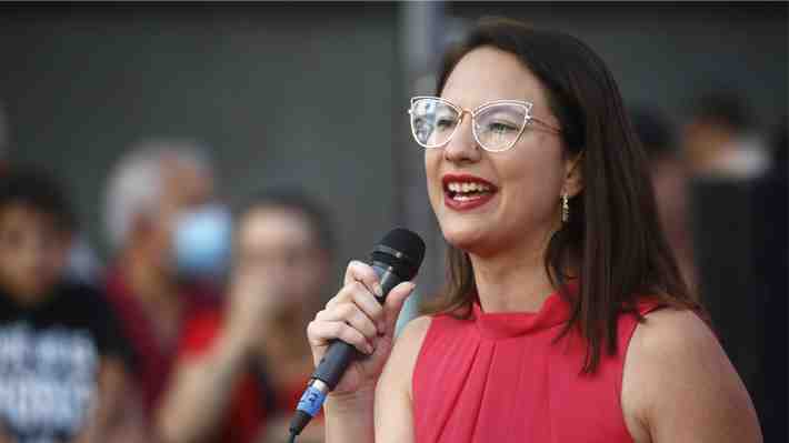 Hassler anuncia remodelaciones y menos alumnos por curso en el IN: Critica promesas incumplidas de ex alcaldes