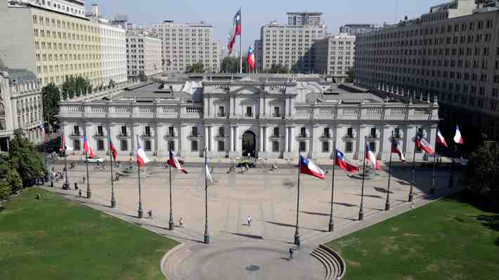 Vacaciones en La Moneda: Boric inicia descanso la próxima semana y ministerios preparan reemplazos y subrogancias