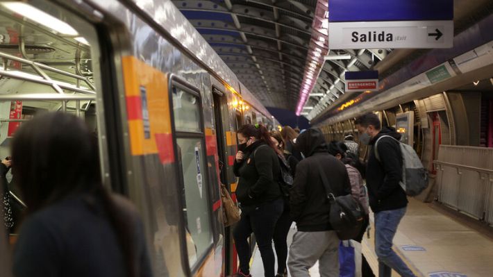 Metro comunica el cierre momentáneo de 10 estaciones de la Línea 4 durante  la tarde de este sábado 