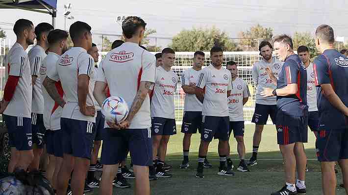 Berizzo tiene un examen clave: Cómo formaría Chile en el amistoso ante Paraguay, a qué hora es y quién transmite