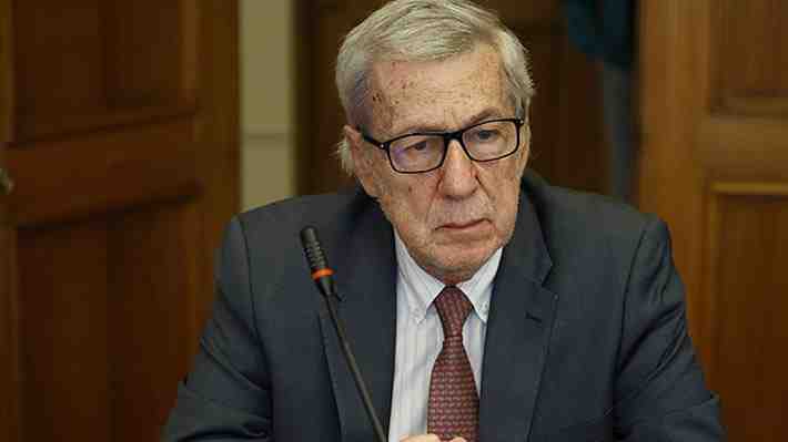 Canciller: "Los países tienen una capacidad limitada de absorción de inmigración (...) en Chile está agotada"