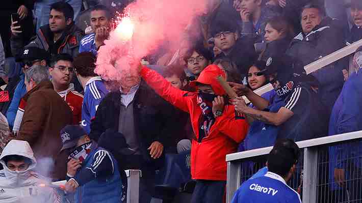 Por desmanes y delitos al interior de estadios: El debate por el regreso de Carabineros a los recintos deportivos