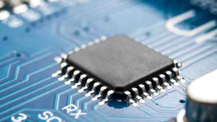 Carrera por la inteligencia artificial podría golpear a la industria automotriz