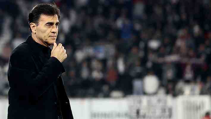El enojo de Gustavo Quinteros por los "errores infantiles" contra Boca y su elogio a joven promesa alba