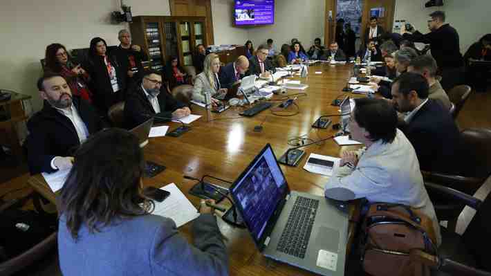 Pymes en picada contra el Gobierno por el salario mínimo: El respaldo de Chile Vamos y republicanos no está garantizado
