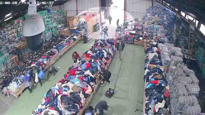 Video: Detienen a sujeto acusado de asesinar en agosto del 2022 a comerciante de ropa en su local