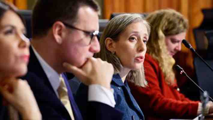 Comisión Experta: Oposición pone énfasis en norma sobre derecho a la vida del que está por nacer en intento por reponerla