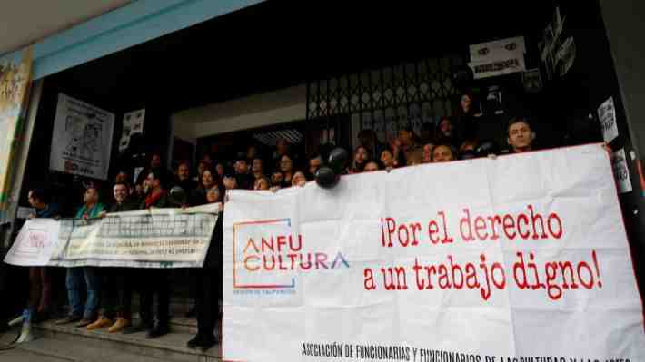 Paro de trabajadores de las Culturas: Ministerio asegura "avances" y  funcionarios exigen destitución de la subsecretaria