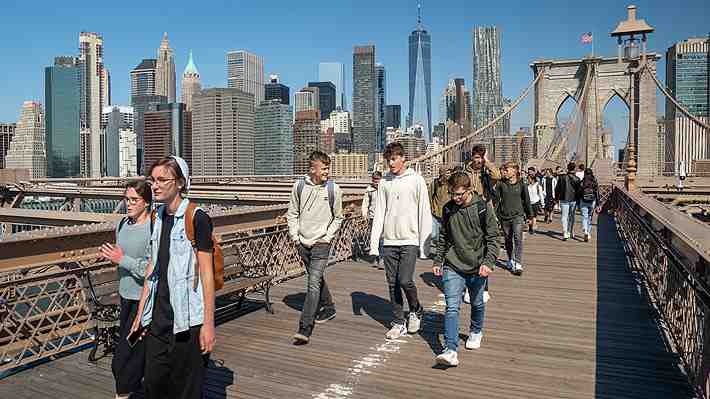 Nueva York prohíbe por ley discriminar a una persona por su peso o estatura en todo ámbito