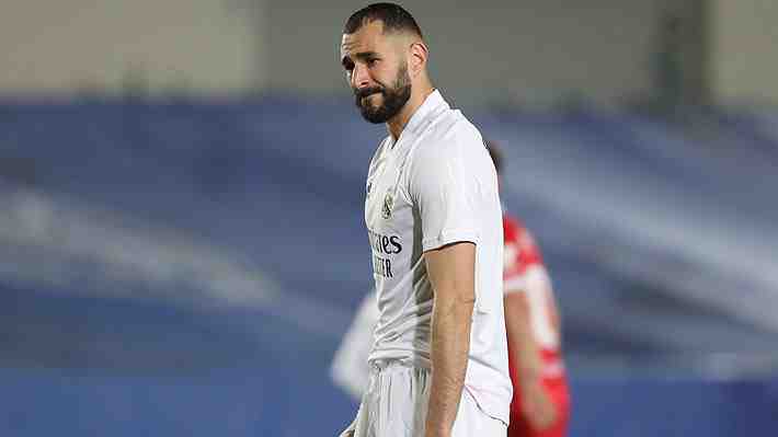 Alerta en el Real Madrid: La "mega oferta" que tiene Benzema para irse de España