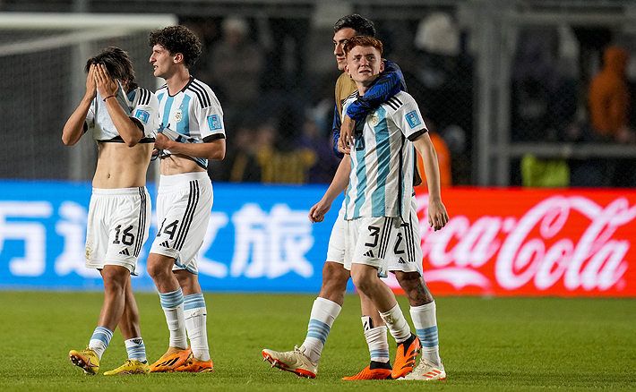 Nero on Instagram: Acá tienen al 80-90% de los futuros participantes del  Súper Mundial de Clubes USA 25' @marto_cabj_m3 #mundialdeclubes #mundial  #riverplate #river #lamaquina #realmadrid #boca #bocajuniors💙💛💙  #campeonlibertadores