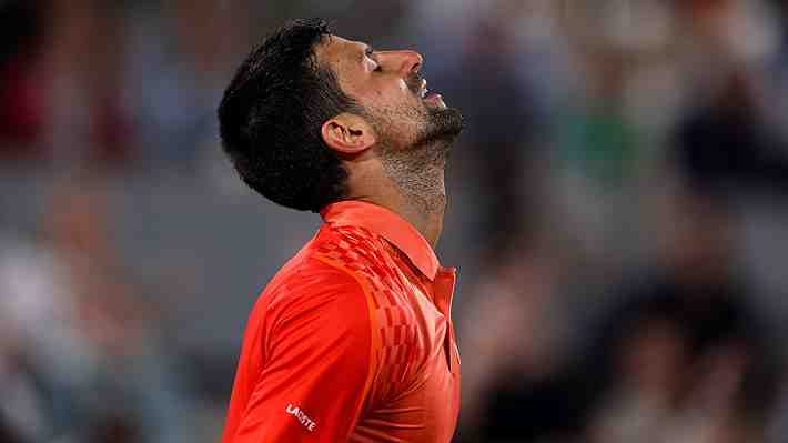 "Es el gran secreto de mi carrera": Qué significa el misterioso parche de Djokovic en el pecho que causó revuelo en Roland Garros