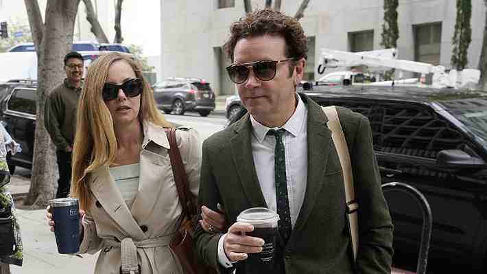 Actor de "That '70s Show" Danny Masterson es hallado culpable de violación: Arriesga de 30 años a prisión perpetua